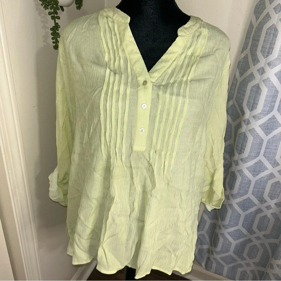 Size XL Green Popover Blouse Buttons 3/4 Sleeve Lace Embroidery - Picture 1 of 6